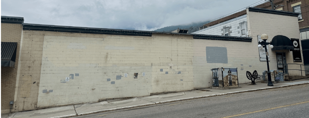 Blank wall at Baker and Ward Street